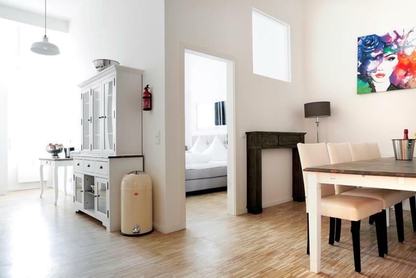 Appartement Sc 04 By Rockchair L Superhost Status L 4 Bedrooms Boxspringbeds 2 Bathrooms Balcony Elevator - Cozy Family & Business Flair Welcomes You!
